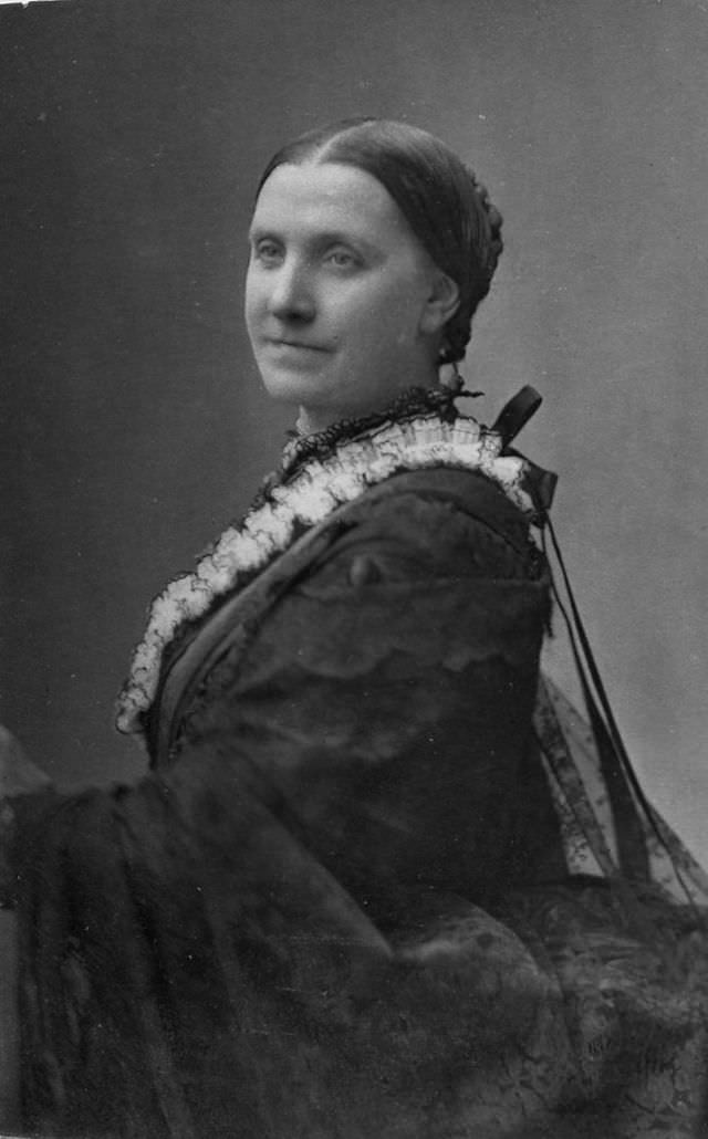 Sarah Jane Woolgar, Mrs. Alfred Mellon, 1860s