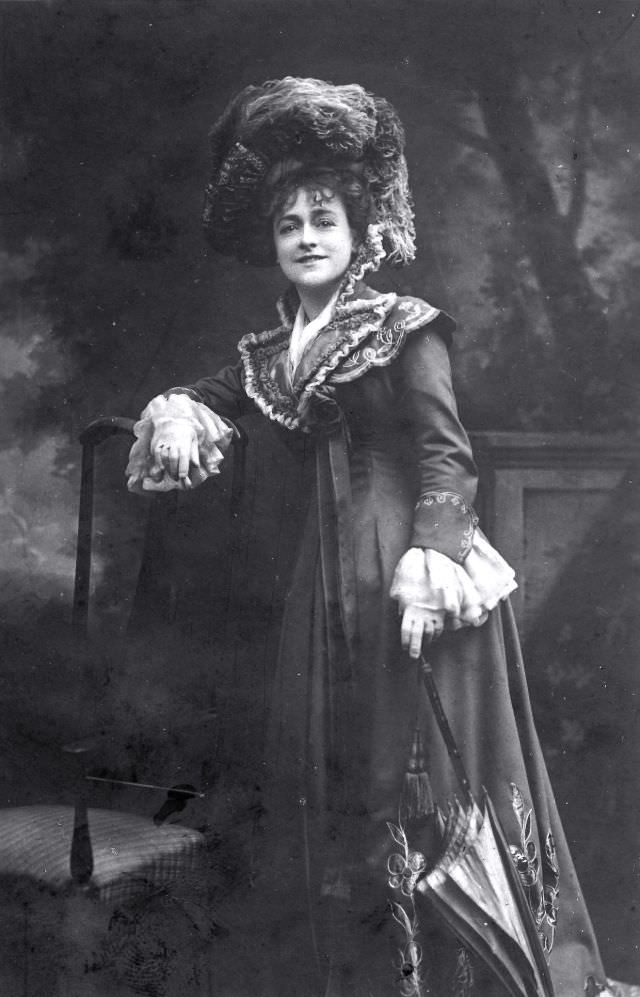 Miss Ethel Irving, 1890s