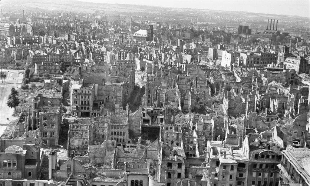 The Bombing of Dresden: When the German city of Dresden was Reduced to  Rubble in the Final Winter of WWII