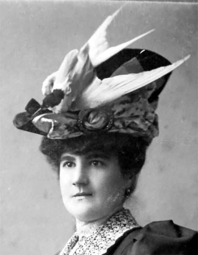 Strange Birds Hats for Women from the Early 1900s