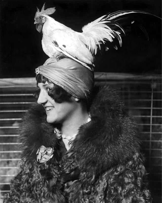 Strange Birds Hats for Women from the Early 1900s