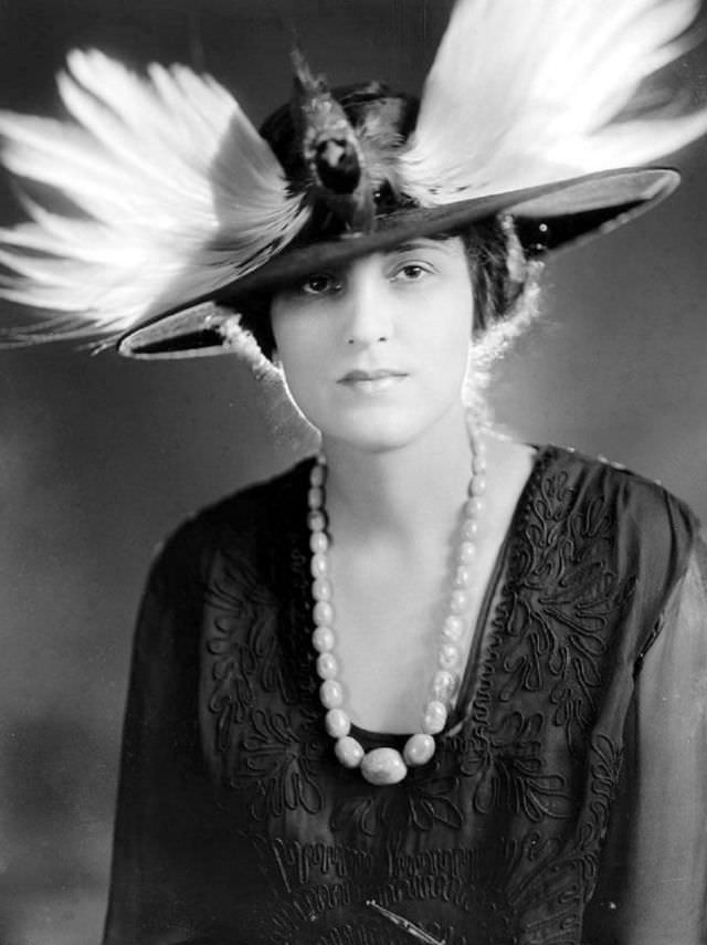 Strange Birds Hats for Women from the Early 1900s