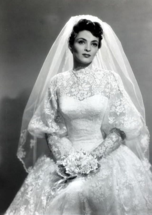 Actress Suzan Ball married fellow actor Richard Long in 1954 while battling cancer that had developed in her right leg.