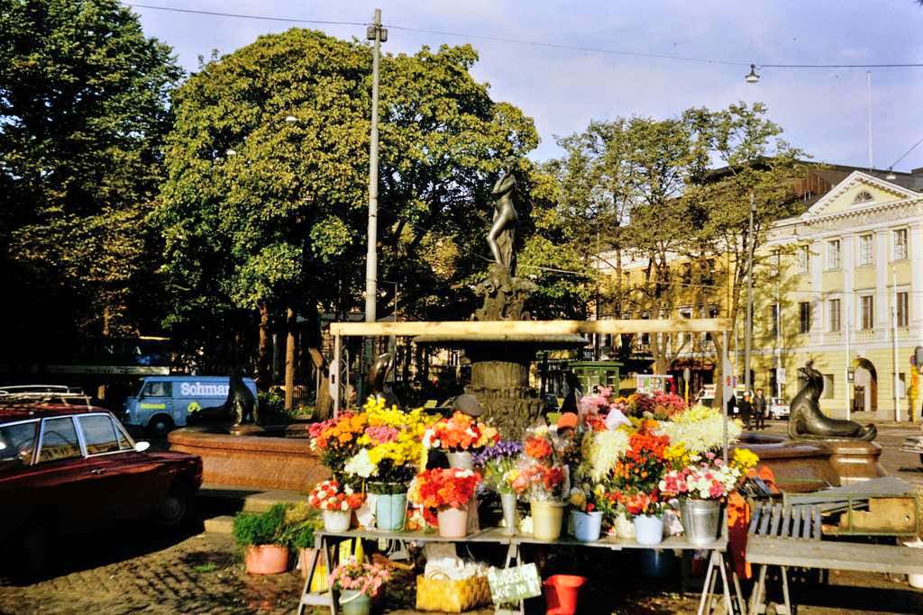 Flowers, Helsinki Market, 1960s