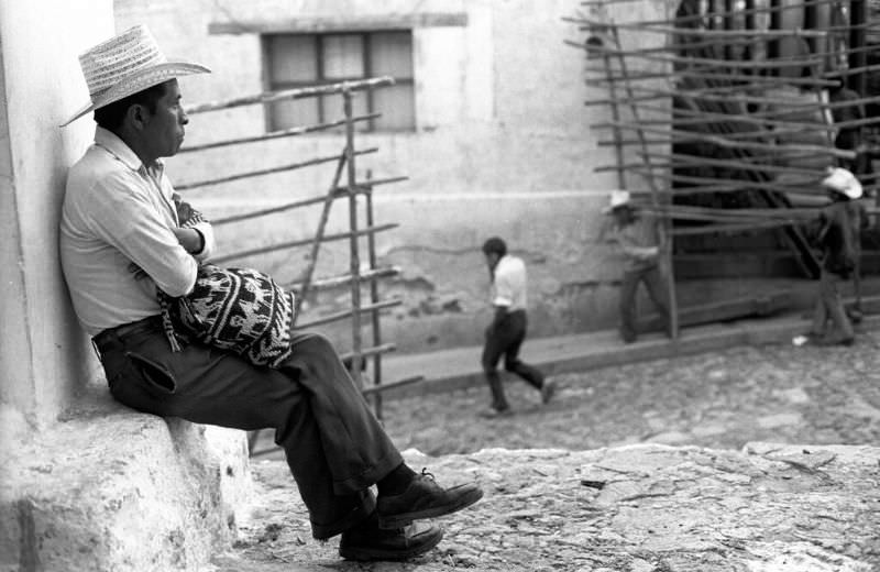 The market closes in Chichicastenango, 1984