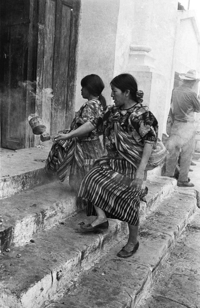 Devotions, Chichicastenango, 1982