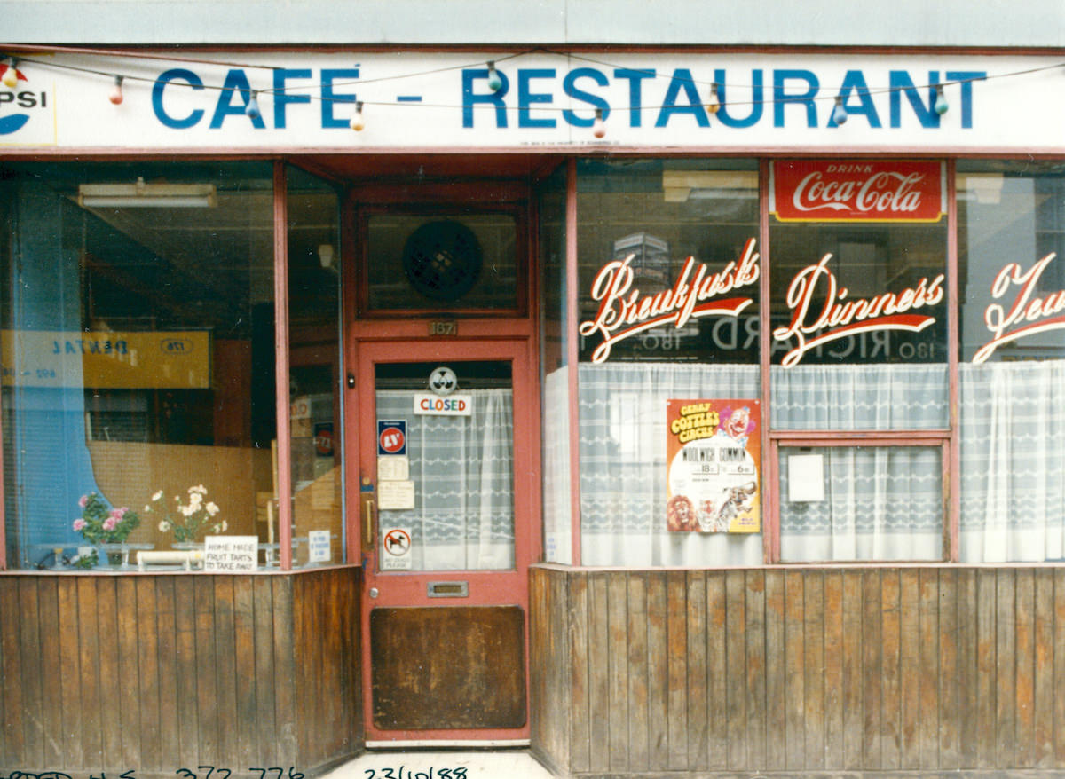 Cafe on Deptford High Street, Deptford, Lewisham, London, 1988