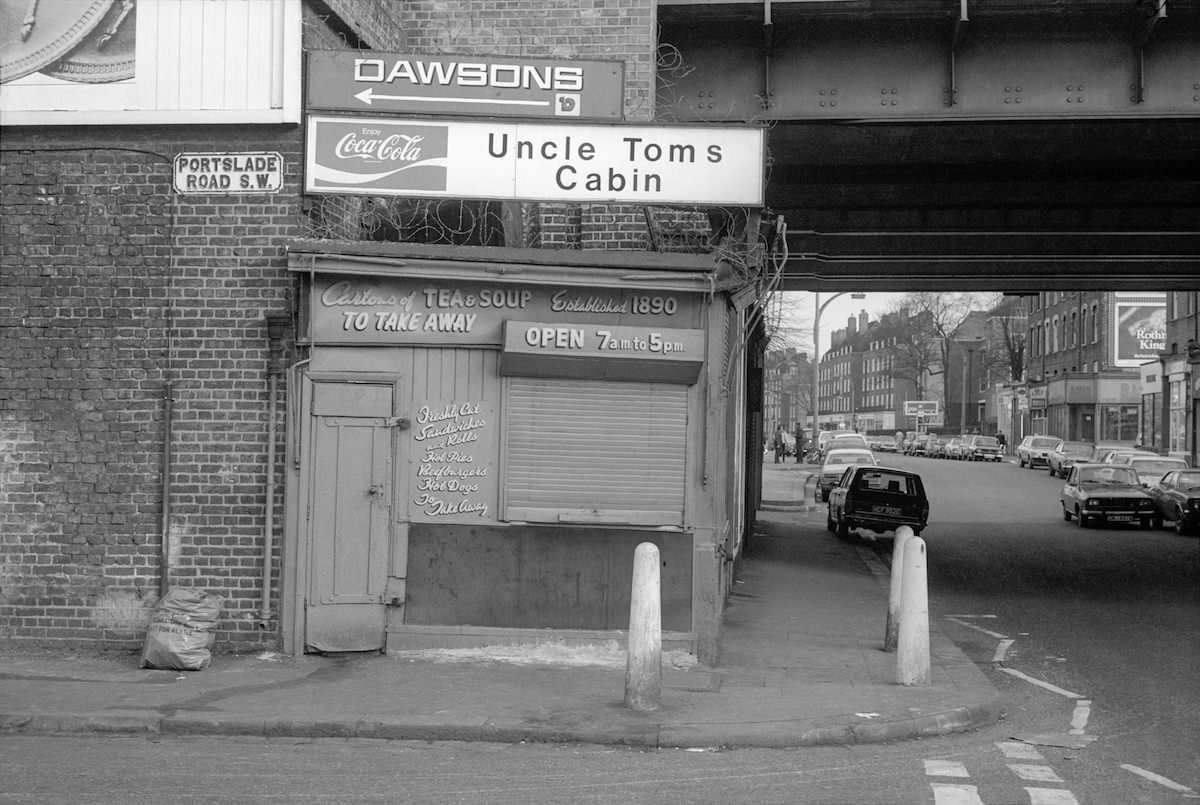 Uncle Tom’s Cabin, Portslade Road : Wandsworth Road, Clapham, 1981