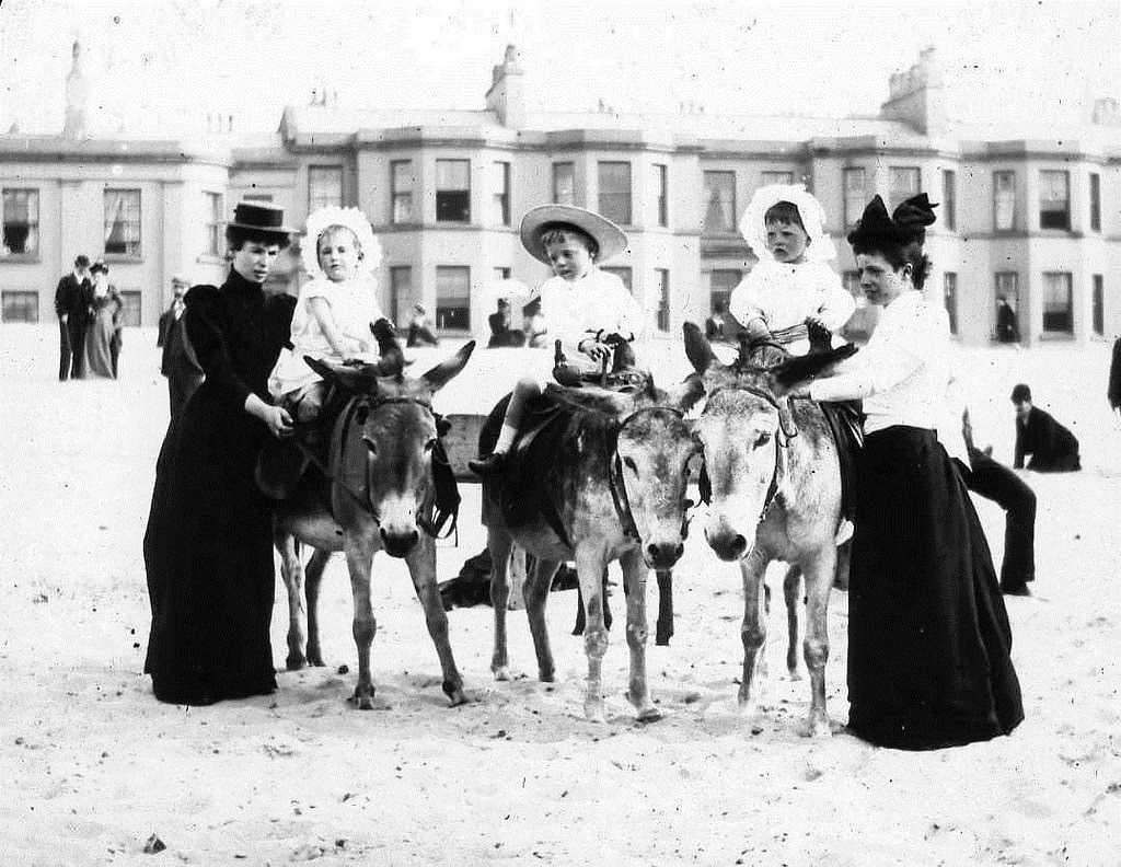 Victorian Seaside holidays in Bristol