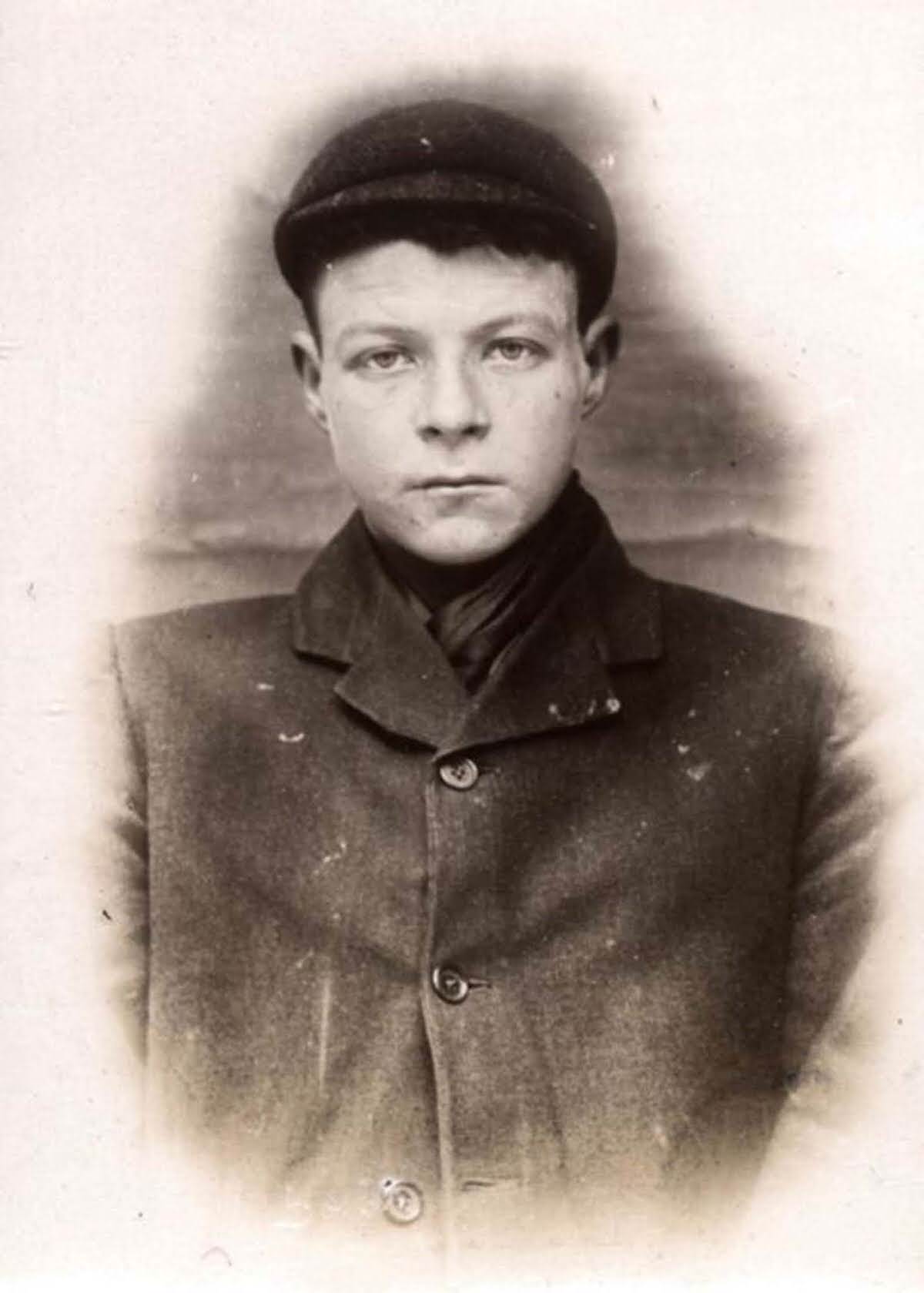 Percy Swallow, 16, arrested for stealing a watch, 1907.