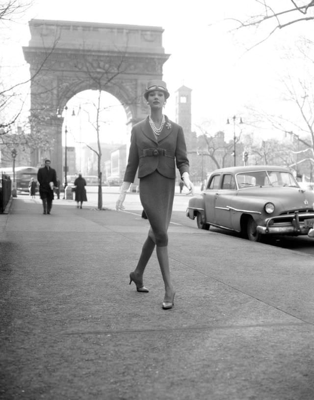 Fabulous Fashion Photography in the 1950s by William Helburn