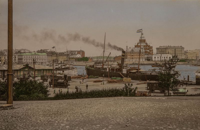 Helsink's Southern harbour, 1920s.