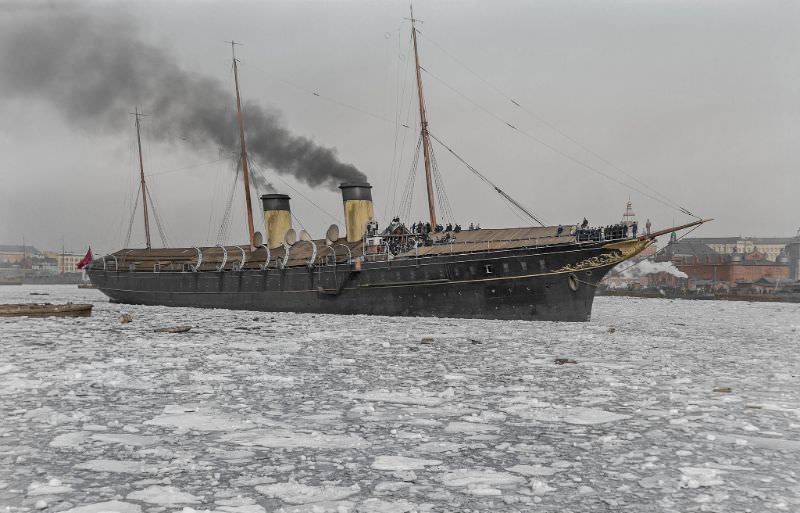 The former Russian Imperial Yacht Standart leaves Helsinki, 1910s.