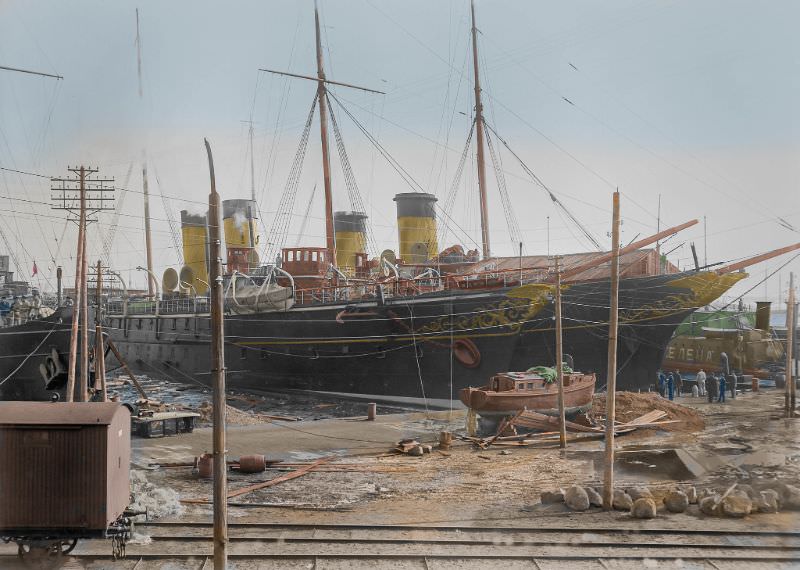 The two former Imperial Yachts, “Polar Star” (in front) and “Standart” together in Helsinki, 1900s.