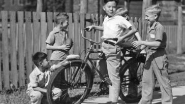 Japanese-American Reintegrating into American society after the Wartime Internment, 1945