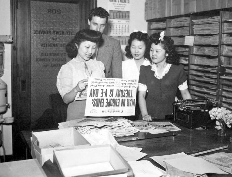 Mary Kitano from Manzanar works for City New Service in Los Angeles, 1945.