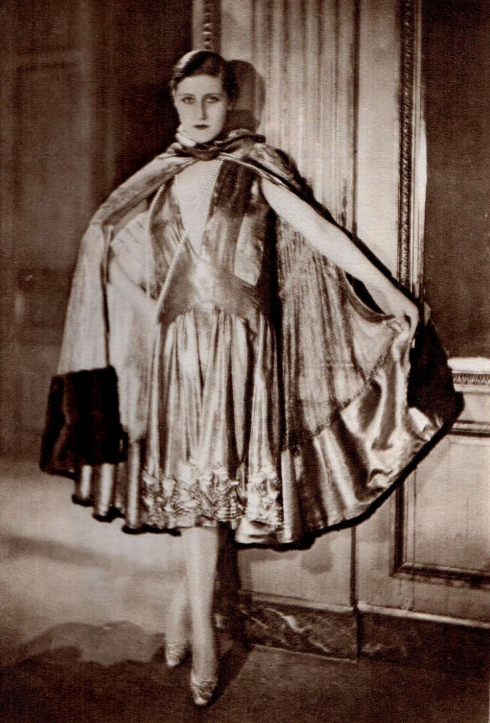 A young woman in dress during the Jazz Age in America.