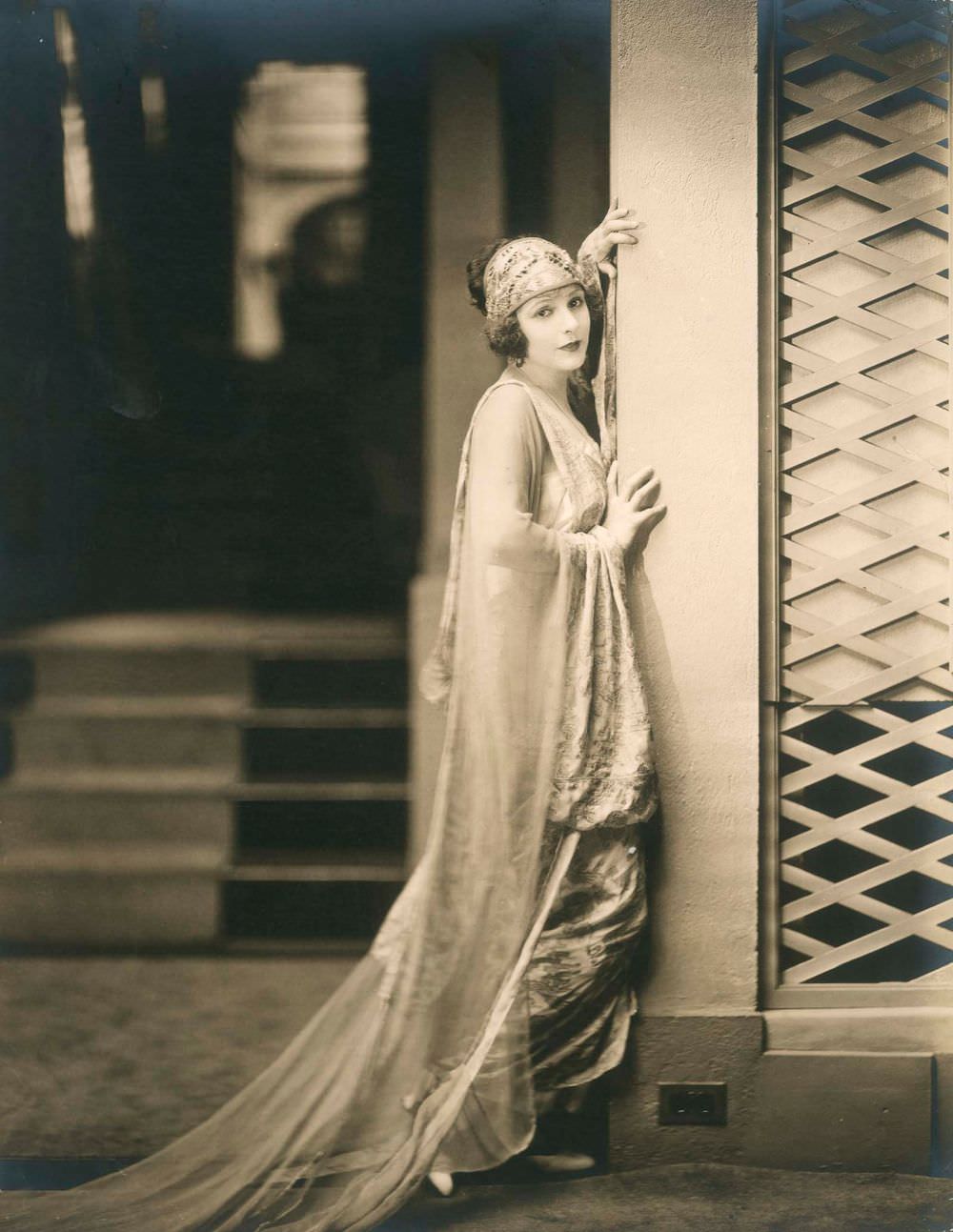 Norma Talmadge, 1922.