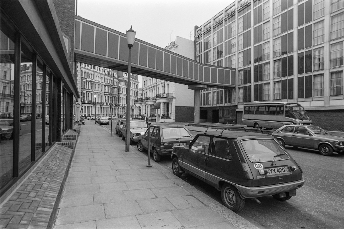 Knaresborough Place, South Kensington, Kensington and Chelsea, 1987