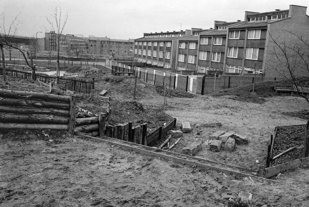 Meanwhile Gardens, North Kensington, 1981