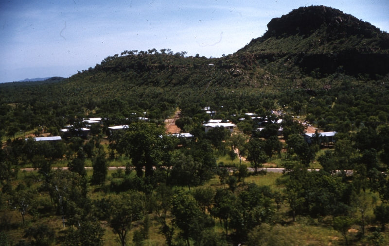 First housing area in Kununurra with Kellys Knob behind, 1964
