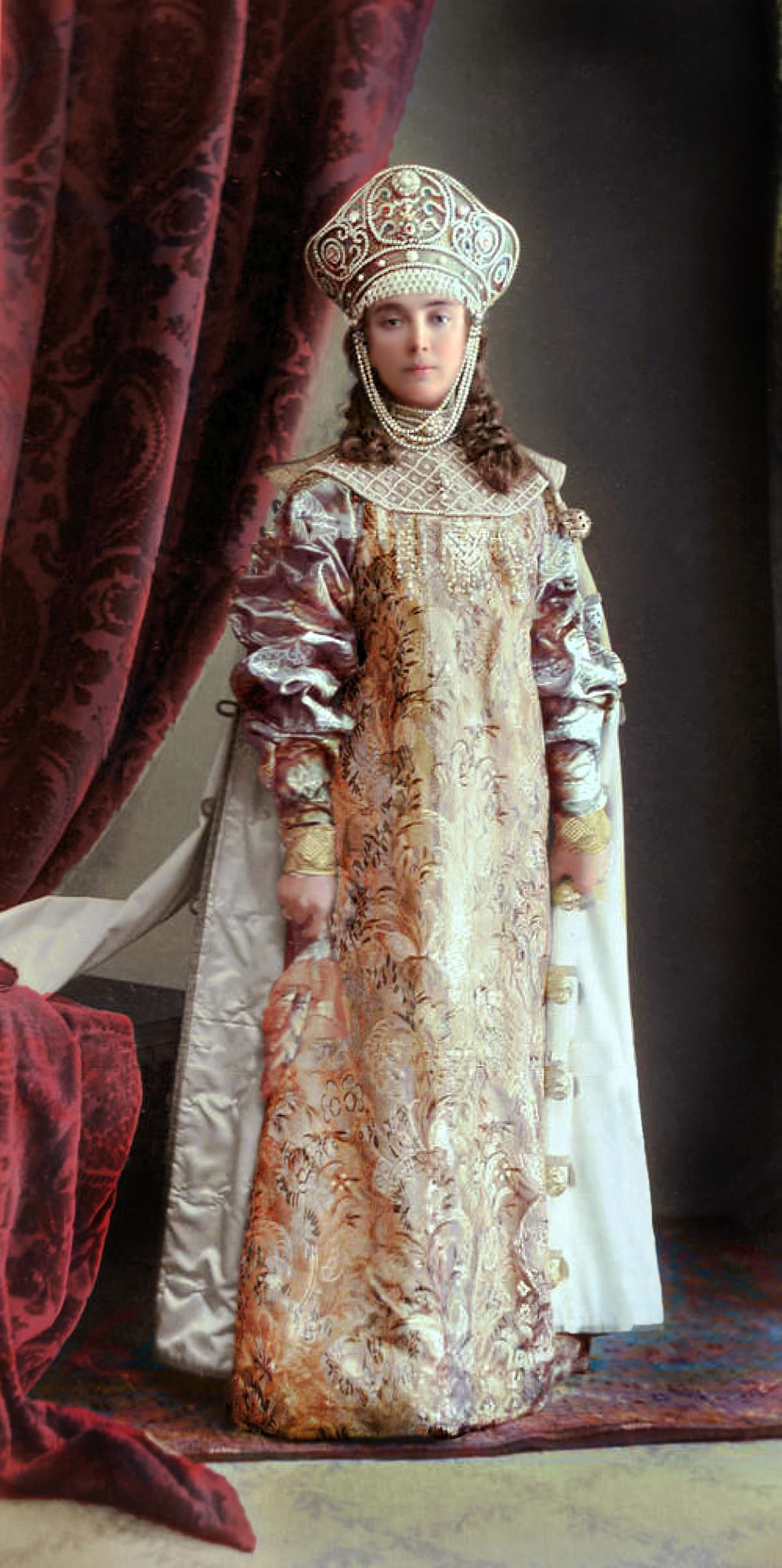 Princess Elisabeth Obolensky, Bridesmaid to Her Ma