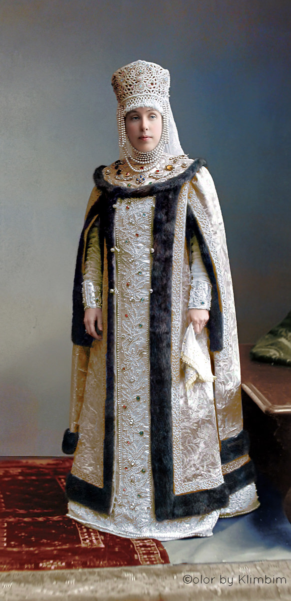 Madame Bezobrazow, nee Comtesse Stenbock-Fermor (Boyar's wife)