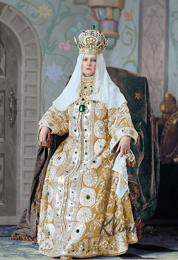 Alexandra Feodorovna, Costume Ball 1903
