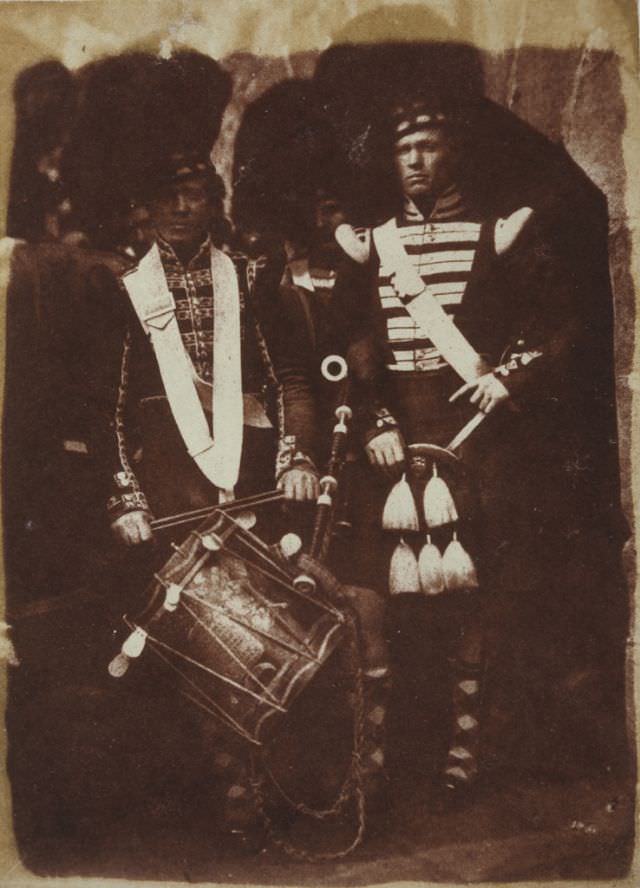 Piper and Drummer of the 92nd Gordon Highlanders, Edinburgh Castle