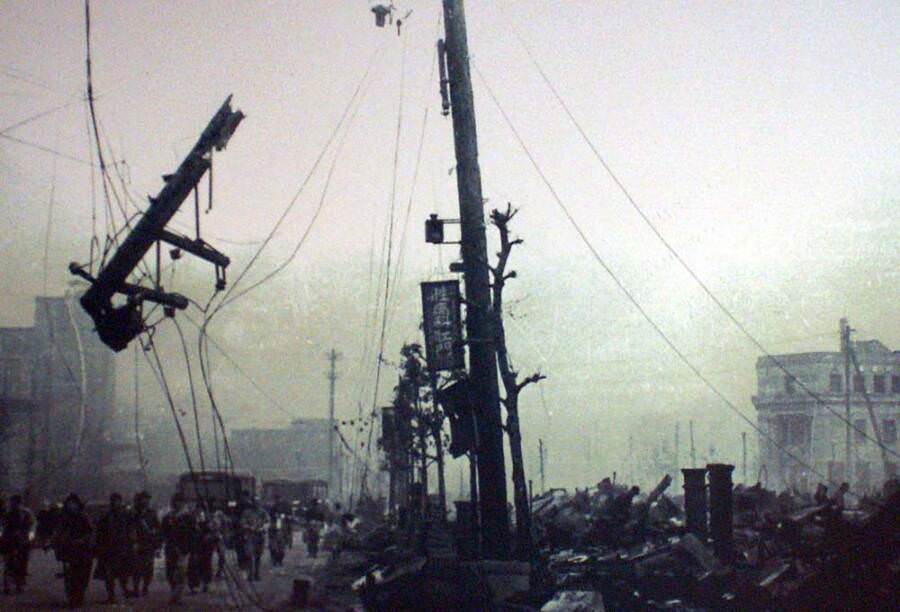 Destroyed Tokyo infrastructure following the massive aerial assault. 1945. Tokyo, Japan.