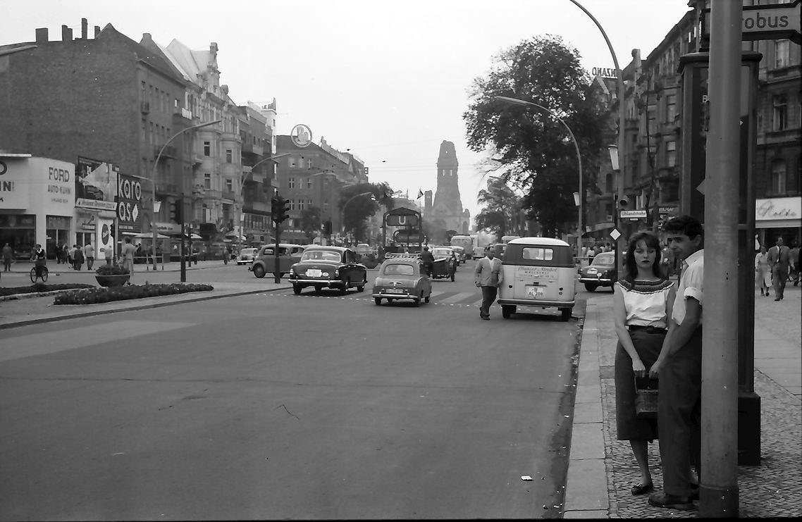 Kurfürstendamm from the Uhlandstrasse intersection in Berlin-Charlottenburg, 1957