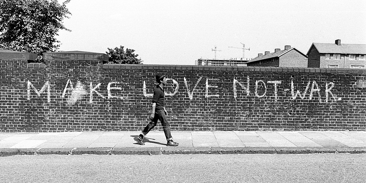 Fascinating Vintage Photos of London's East End in the 1960s