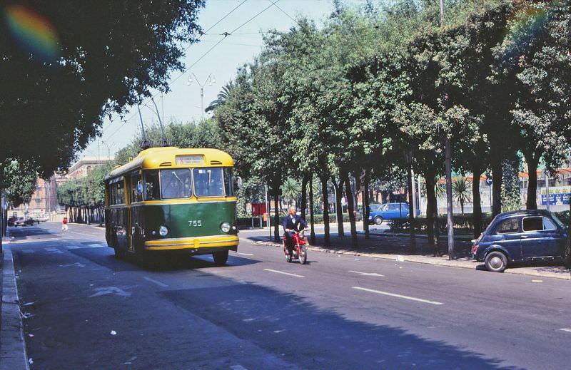 Bari trolleybus number 755, working Line 8 in Corso Cavour