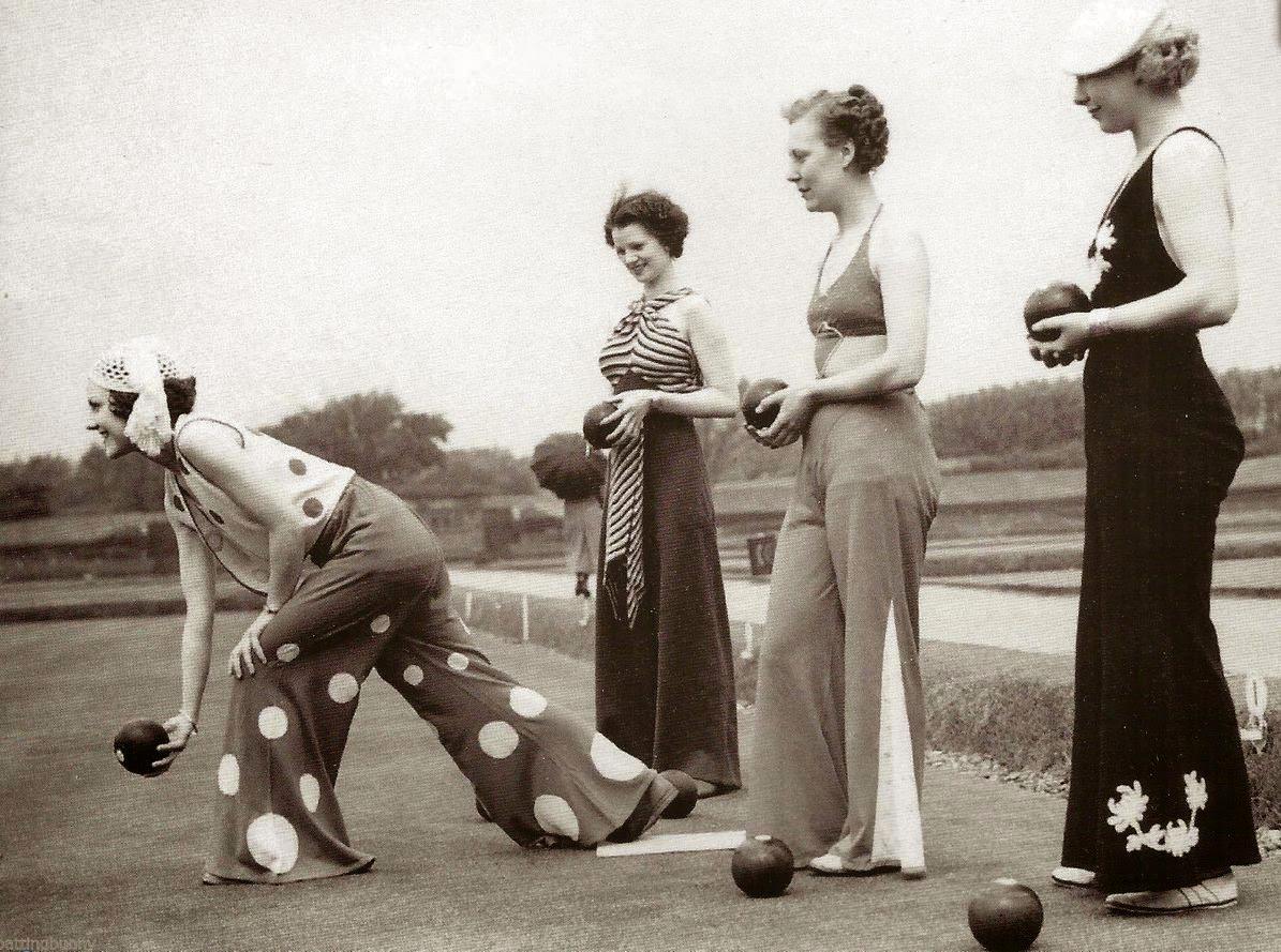 Fabulous Pajama Styles That Women Wore at the Beaches in the 1930s