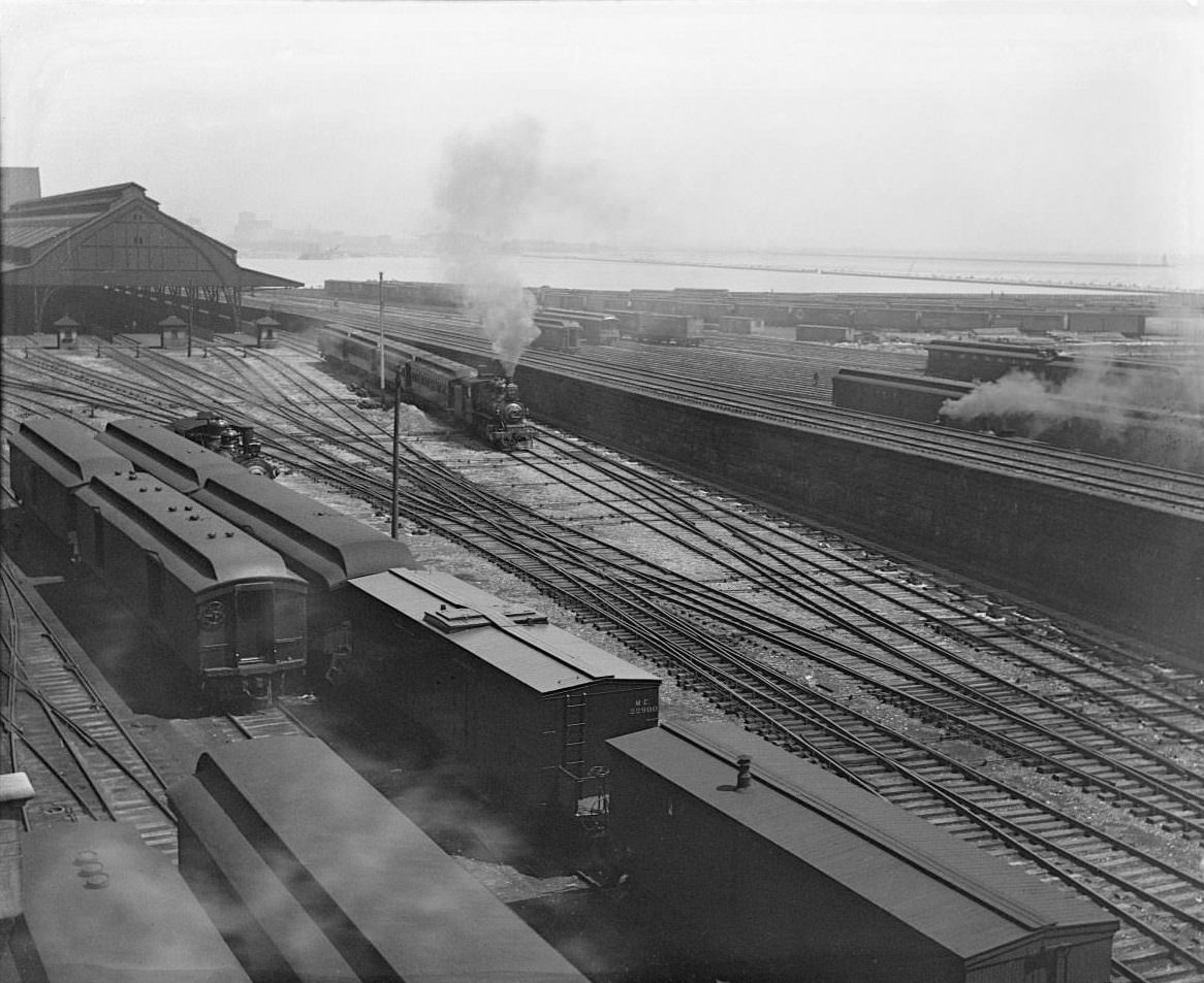 Illinois Central Railroad (IC) large rail yard and trestle running parallel to Lake Michigan – George Silas Duntley Photographs 1899-1918