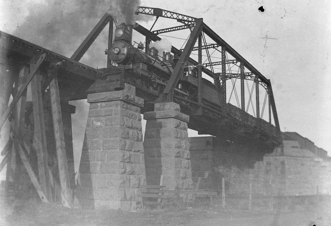 Locomotive going over a trestle