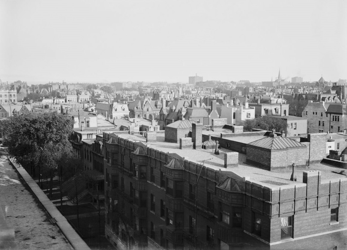 View from rooftop of buildings in Chicago – George Silas Duntley Photographs 1899-1918