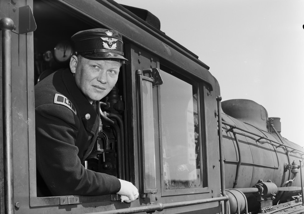 Locomotive operator