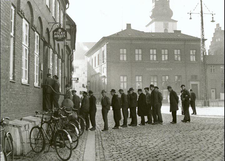Queue outside a soup kitchen,at Klostertorv in Ålborg 1943 (WW2)