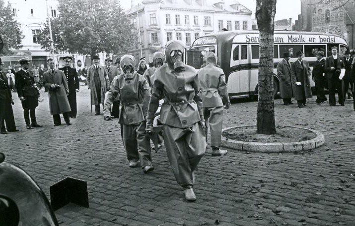 Air-raid precaution exercise in Flakhaven in Odense, 1940