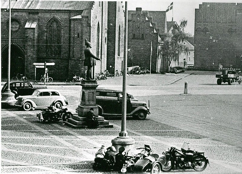 Members of the resistance movement in fight with German soldiers. Flakhaven in Odense. 5th of May 1945.