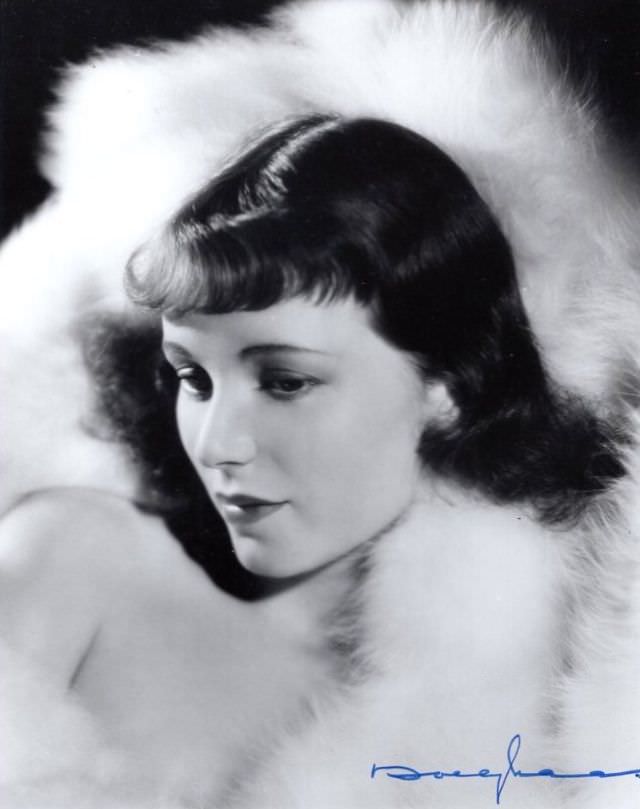 Dolly Haas: Life Story and Glamorous Photos of German-American Beauty in the 1930s