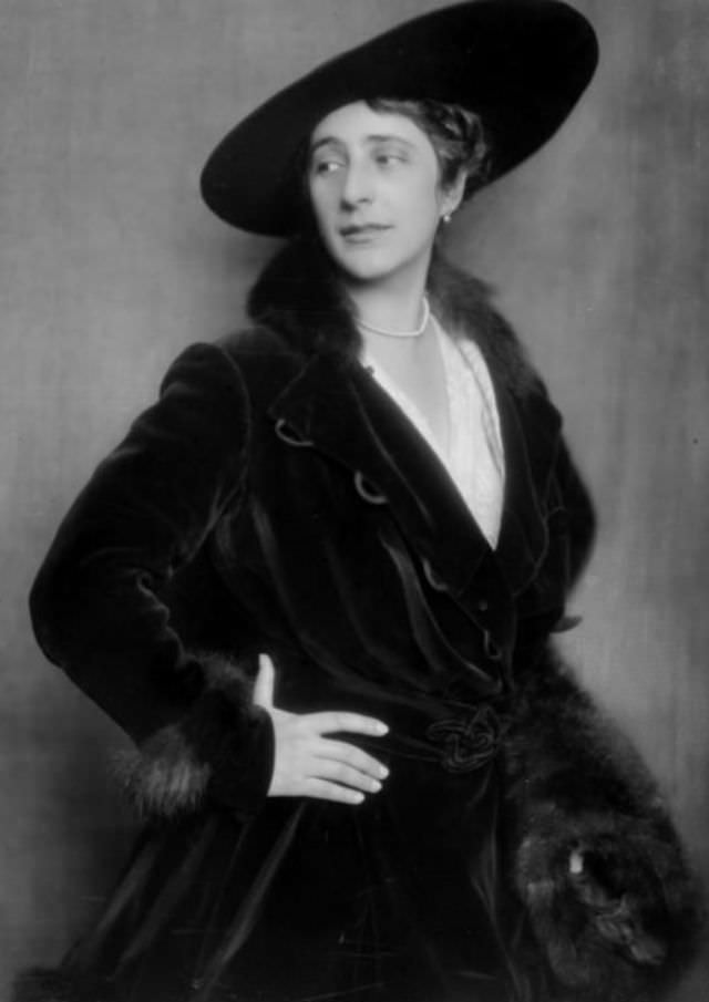 Bella Paalen, 1916