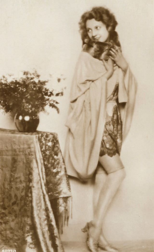 Charlotte Ander, 1929