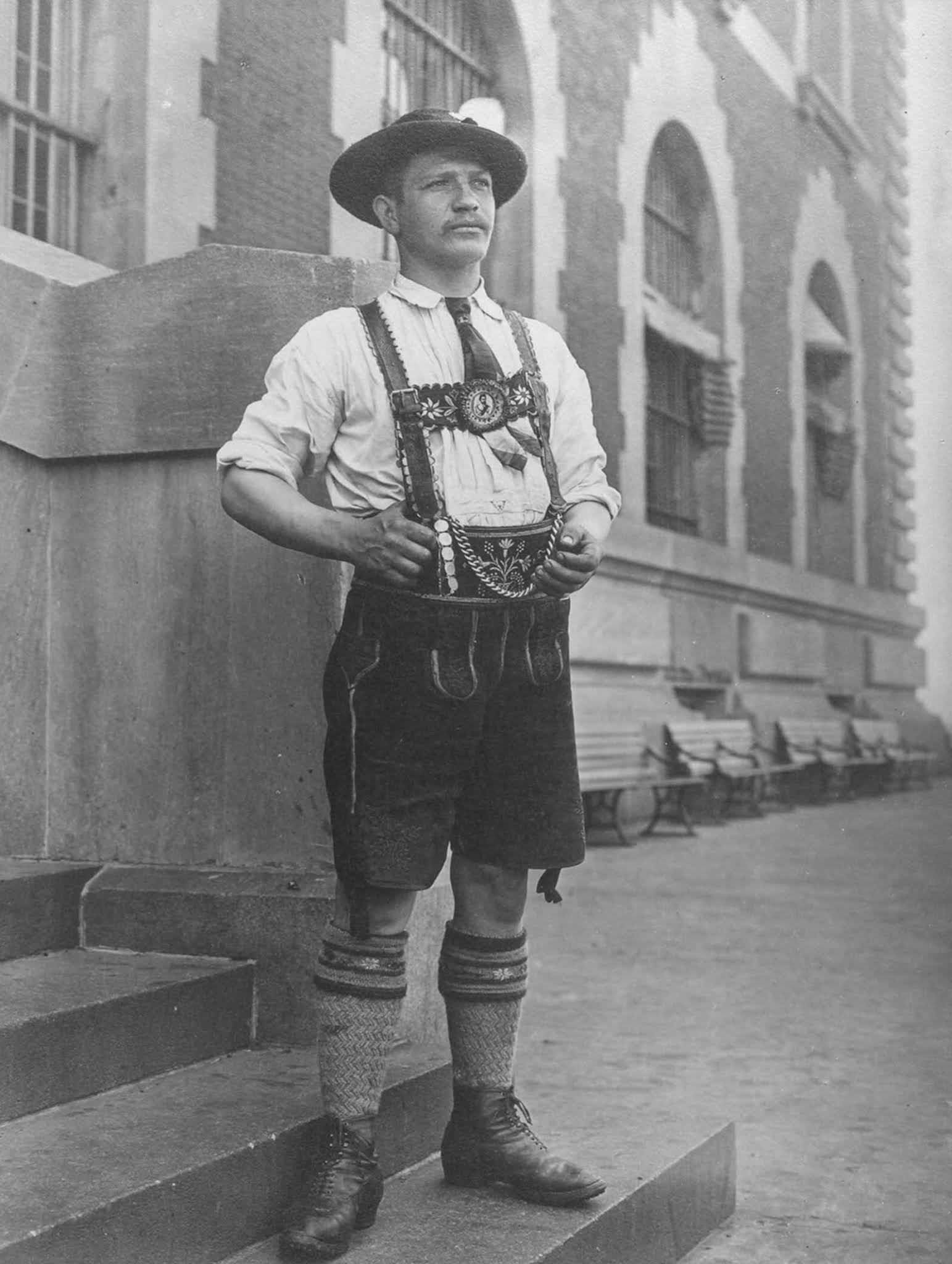 Bavarian man.” 1910.