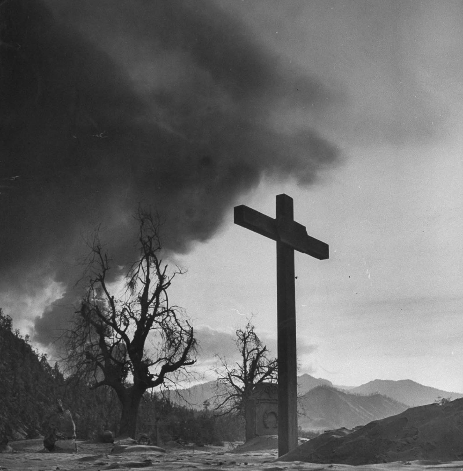 Rare Photos Documenting the Eruption of Parícutin volcano in 1943