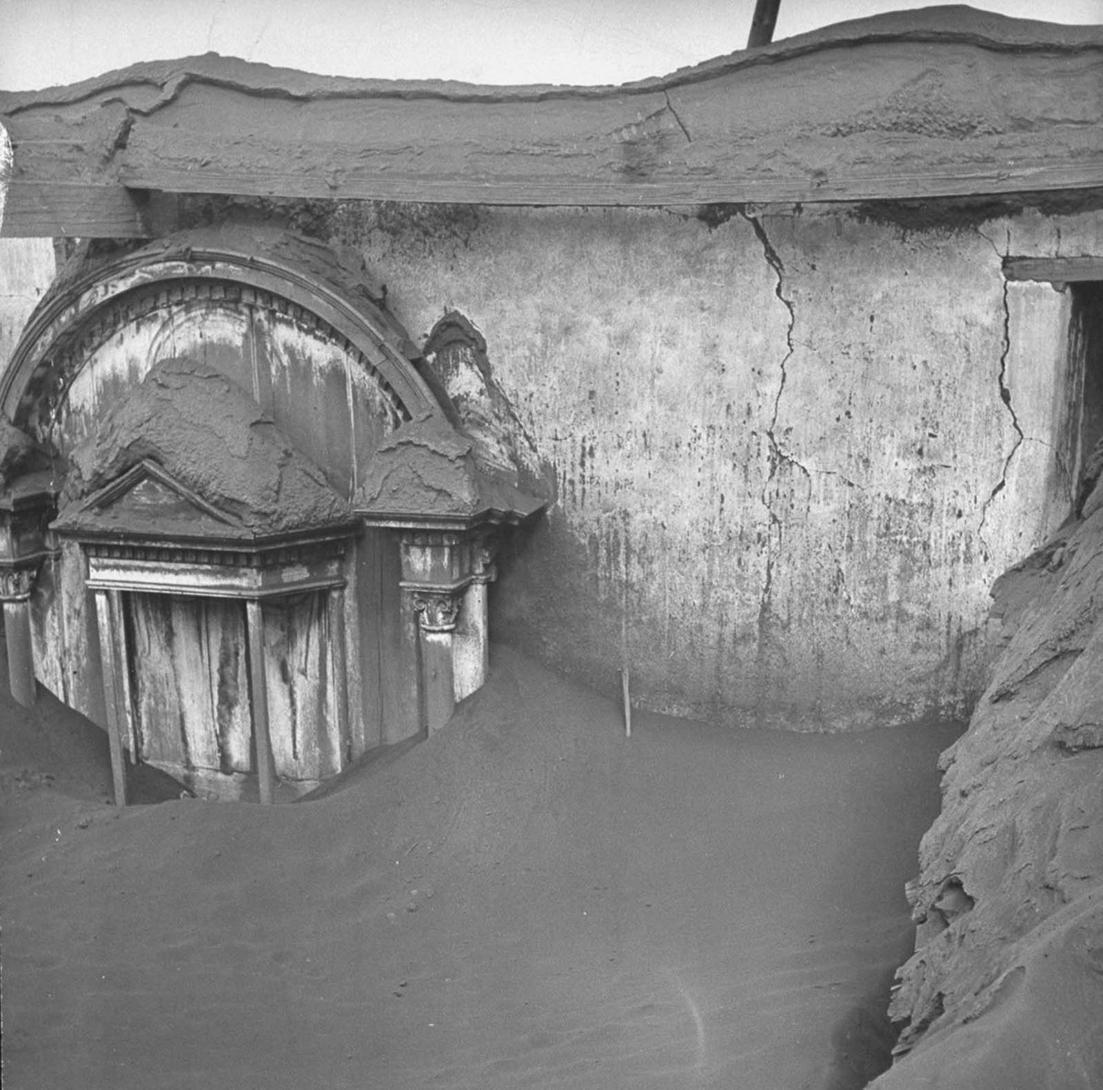 Rare Photos Documenting the Eruption of Parícutin volcano in 1943