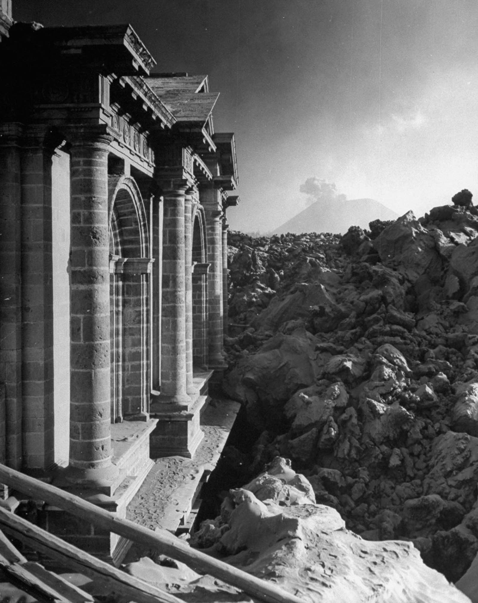 Rare Photos Documenting the Eruption of Parícutin volcano in 1943