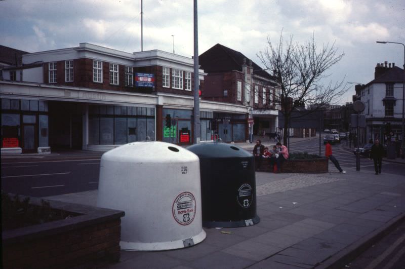 Looking east towards St Helens Street with Botwoods garage on the left