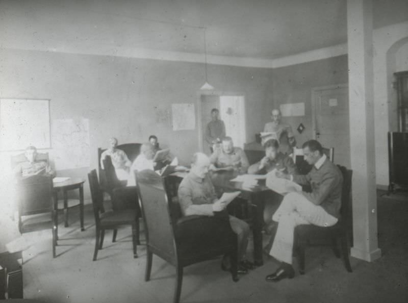 The hospital camp at Hald. Reading room in the Officers' Camp